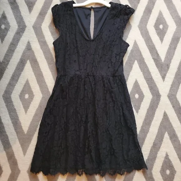 Dresses | Junior Black Dress
